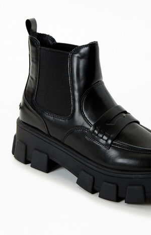 Women's Dia Faux Leather Boots image number 6