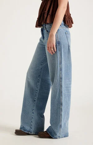 Casey Low Rise Baggy Jeans Astrid image number 4