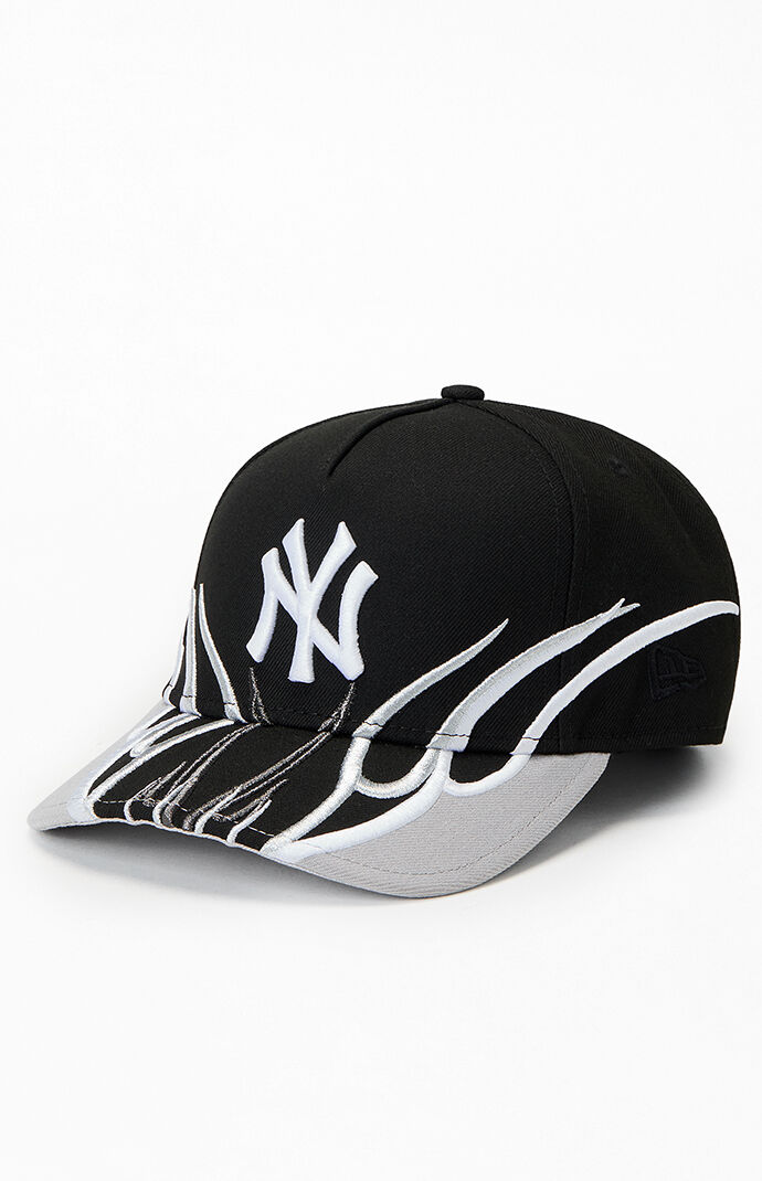 New Era NY Yankees Flames 9FORTY Snapback Hat | Pacsun