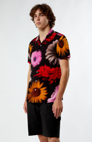Pushing Daisies Woven Camp Shirt image number 1