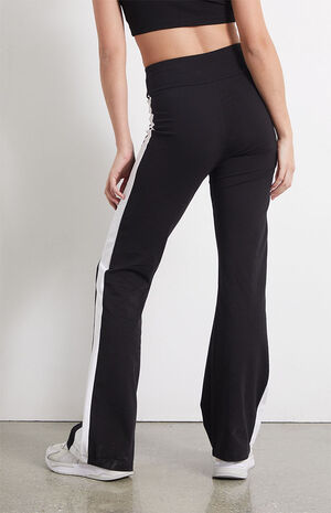 Black T7 Flared Legging Pants image number 4