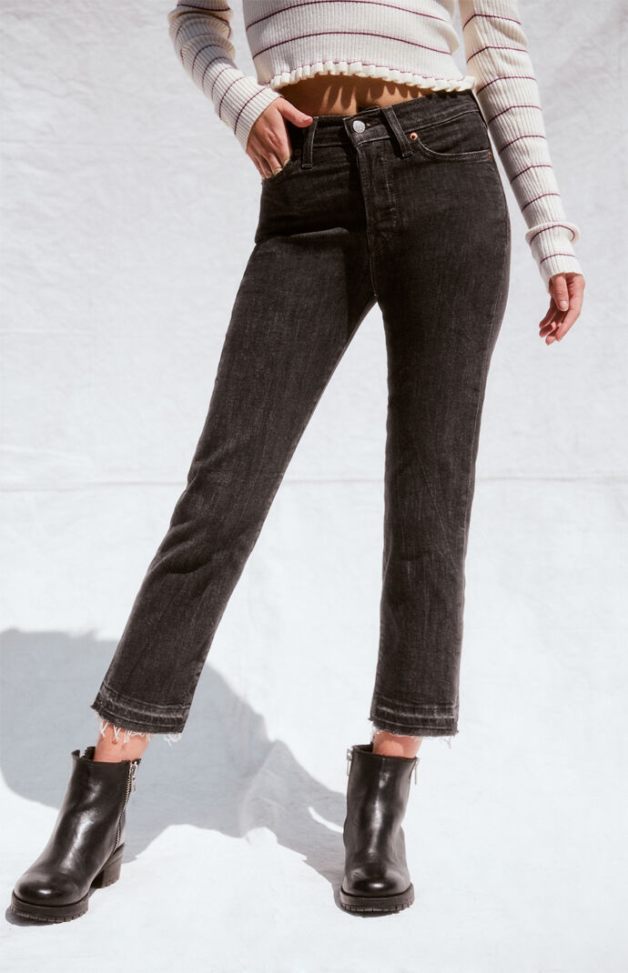 levis black wedgie jeans