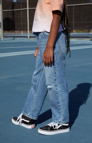 Medium Blue Relaxed Fit Jeans image number 3