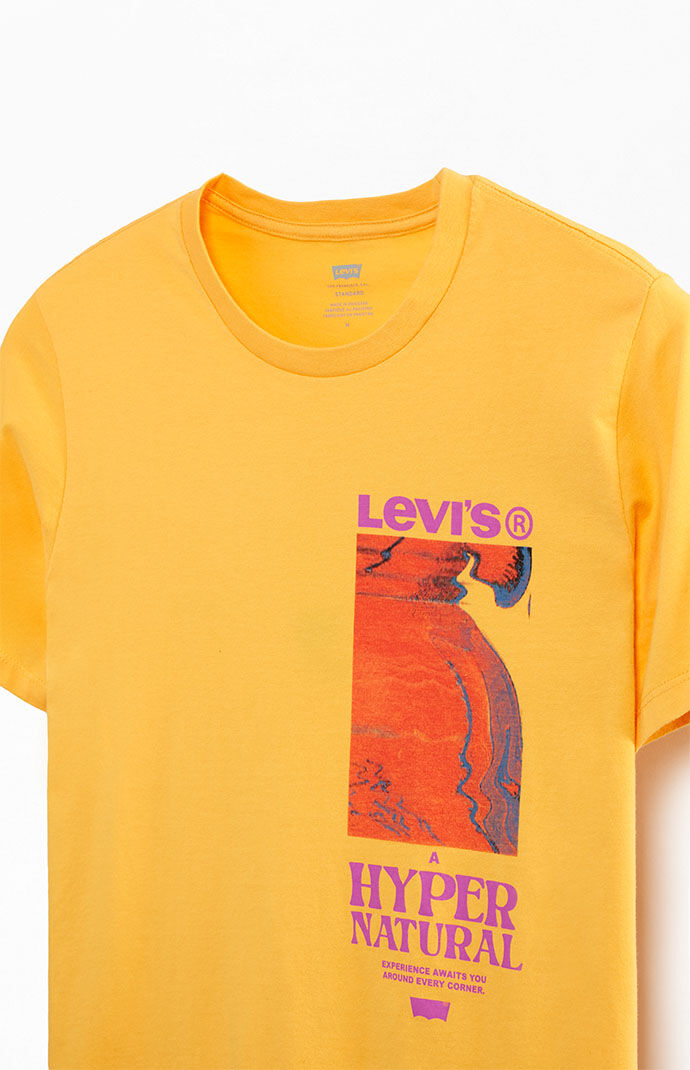Levi's yellow 2025 t shirt