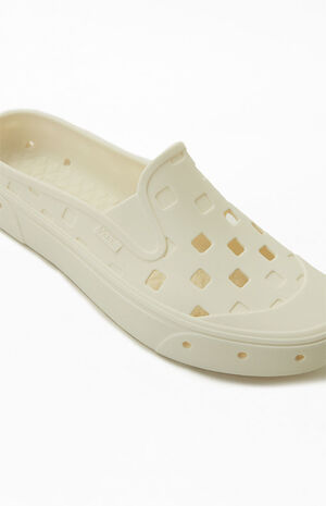 Off White Slip-On Mule TRK Shoes image number 6