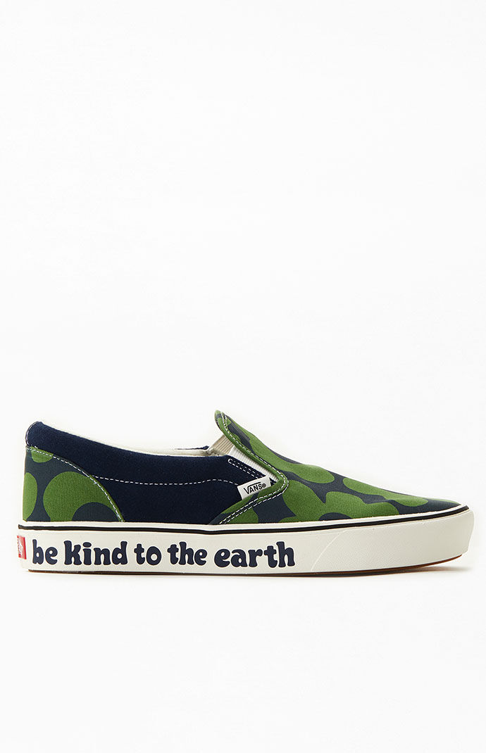 Slip on sneakers sales kind