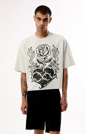 Heartfelt Cropped T-Shirt image number 1