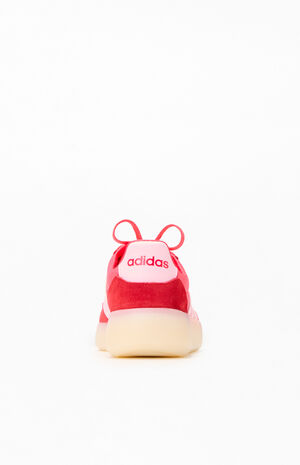 Women's Red & Pink Barreda Decode Sneakers image number 3