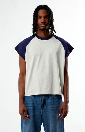 Cropped Raglan T-Shirt image number 1