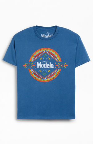 Modelo Cerveza Cinco De Mayo T-Shirt image number 1