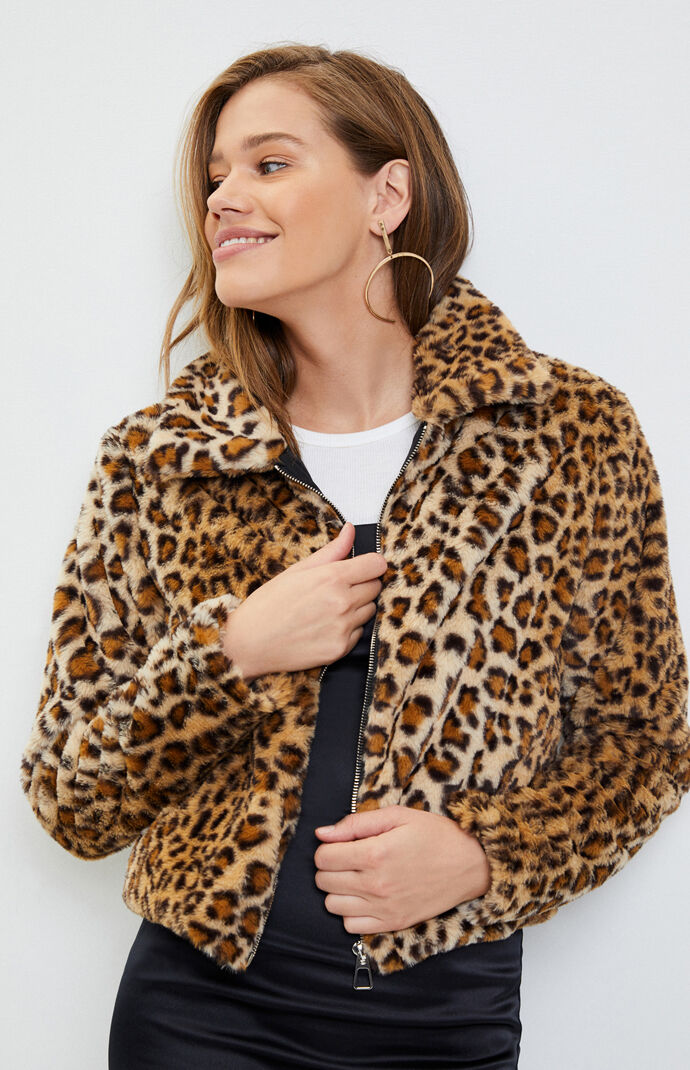 Leopard fuzzy jacket Clearance