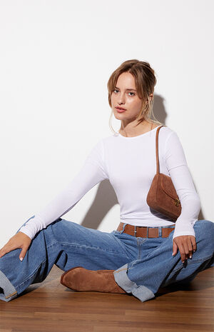 Queen Long Sleeve Cropped T-Shirt image number 4