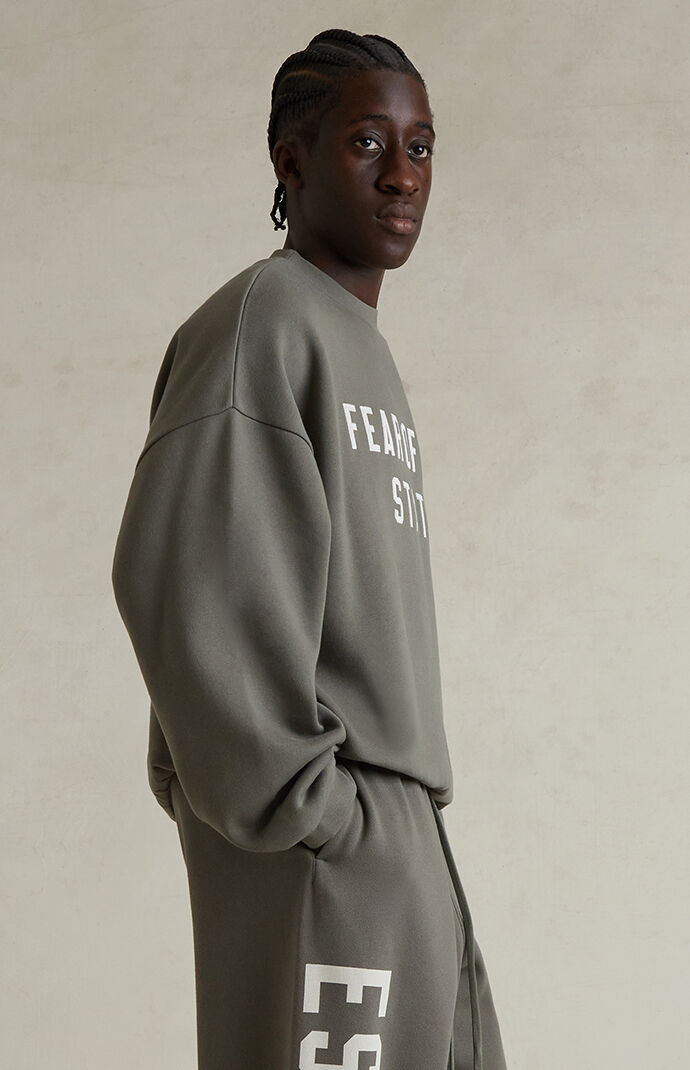 Fear of God ESSENTIALS Moss '90s Fit Fleece Crew Neck Sweatshirt
