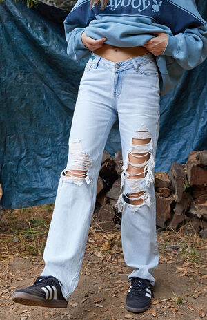 By PacSun Cloud Ten V Dip Boyfriend Jeans image number 1