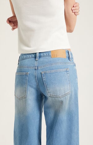 Casey Low Rise Baggy Jeans Lighter Blue image number 5