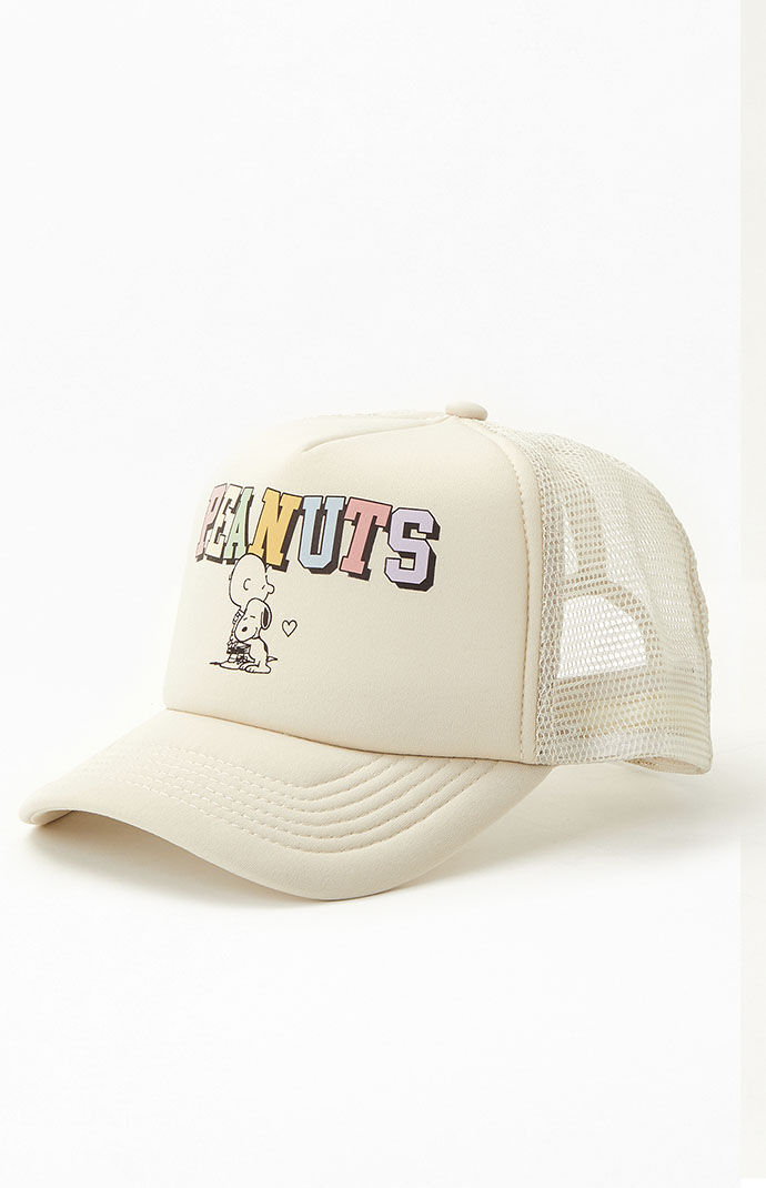 Vans peanuts trucker hat new arrivals