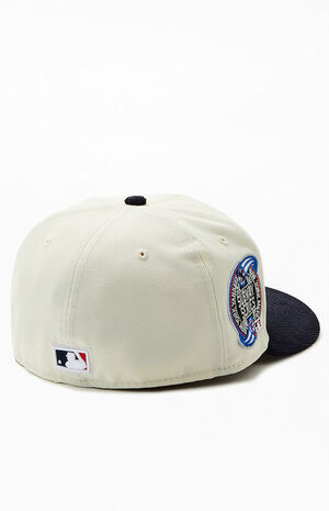 fitted yankees hat