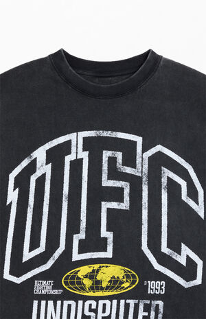 Undisputed World Champion Oversized T-Shirt image number 2