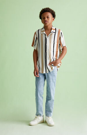 Light Indigo '90s Straight Leg Jeans image number 2