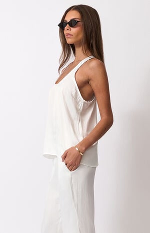 White Deep U Tank Top image number 2