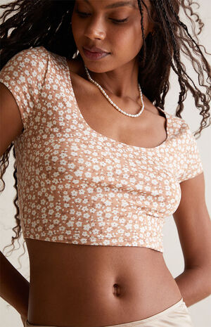 Sculpting Hazel Fitted Scoop Top image number 4