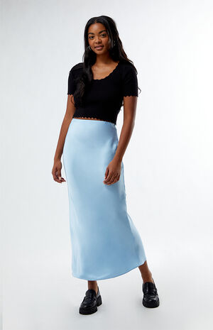 Laura Scalloped Short Sleeve Sweater image number 4