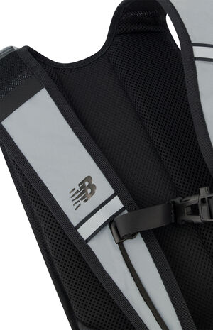 Gray Performance 15L Hydration Backpack Gray Performance 15L Hydration Backpack image number 8