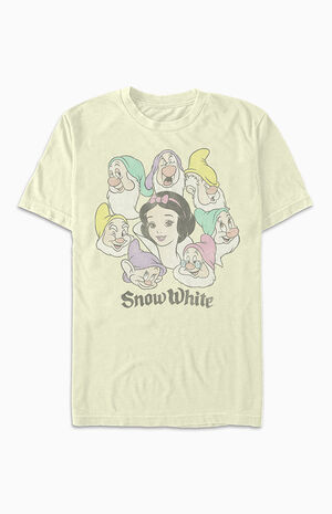 Snow White And The Seven Dwarves T-Shirt image number 1