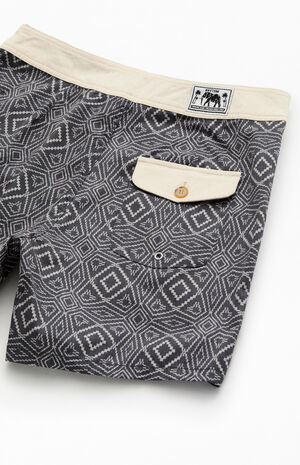 Mosaic 6" Heritage Boardshorts image number 4