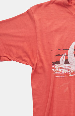 80s Hawaii Graphic T-Shirt image number 3