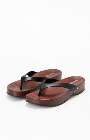 Women's Dreaming Out Loud Sandals image number 2