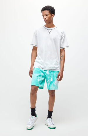 Gray Contrast Stitch Regular Fit T-Shirt image number 4