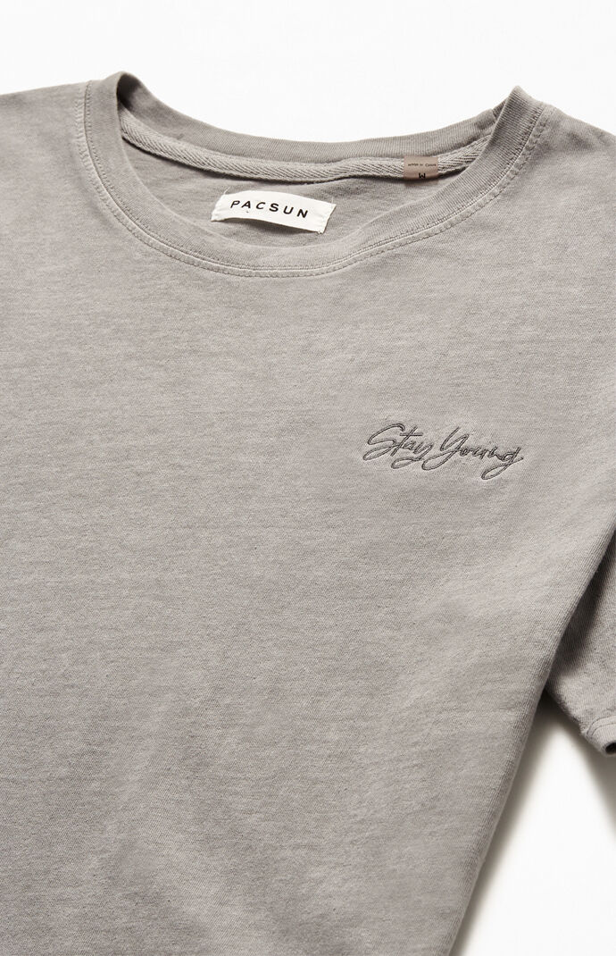 Vintage Wash Embroidery T-Shirt