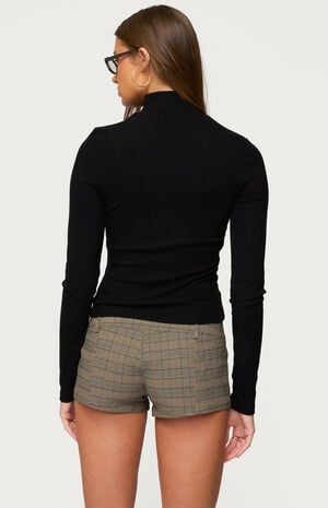 Saskia Fitted Ribbed Turtle Neck Top image number 3
