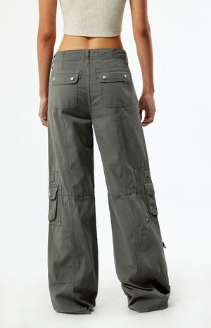 Dark Gray Low Rise Baggy Flare Cargo Pants image number 4