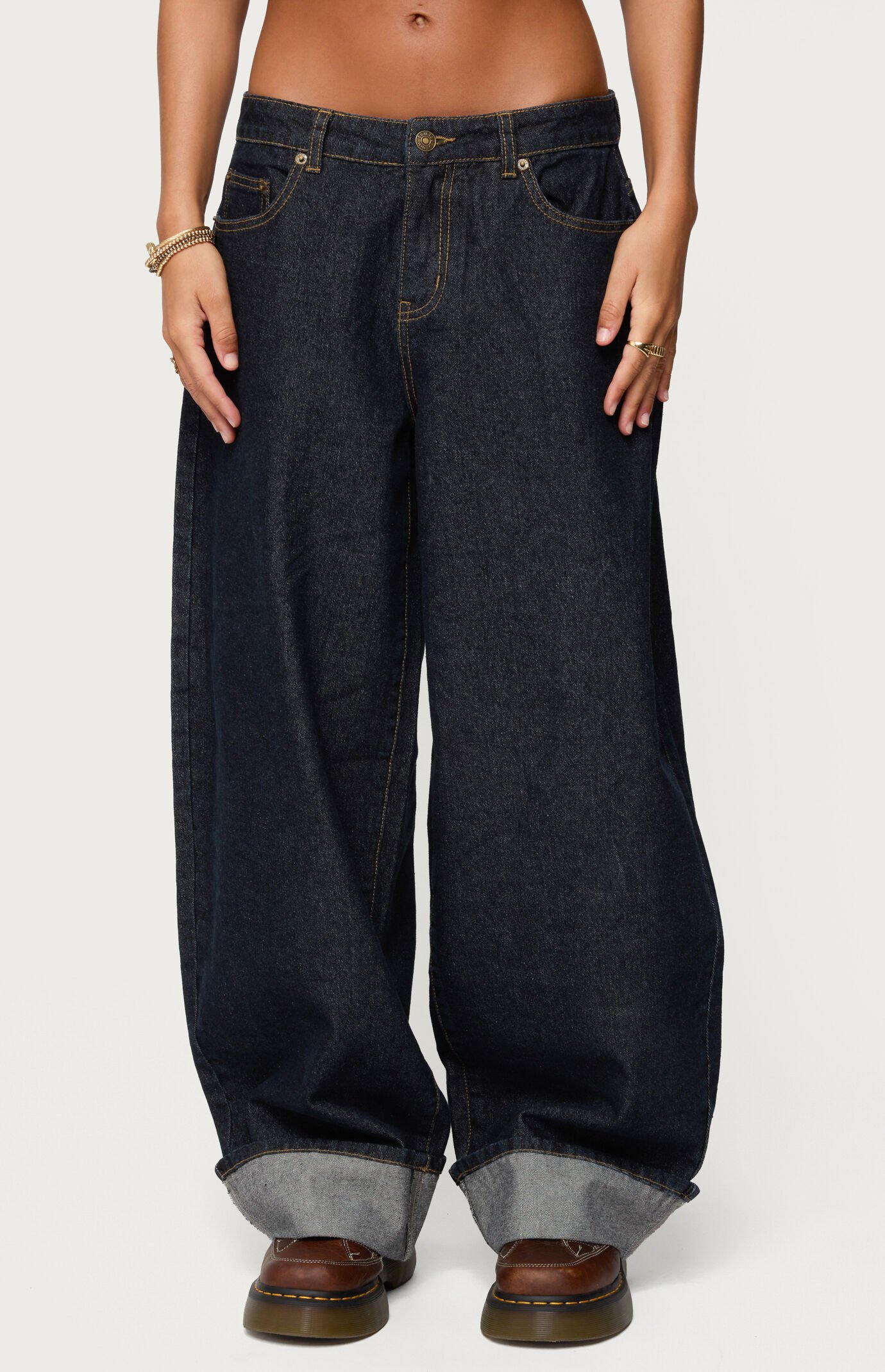 Edikted Kella Extra Oversized Low Rise Jeans