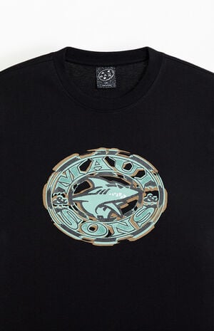 Emblem Shark T-Shirt image number 2