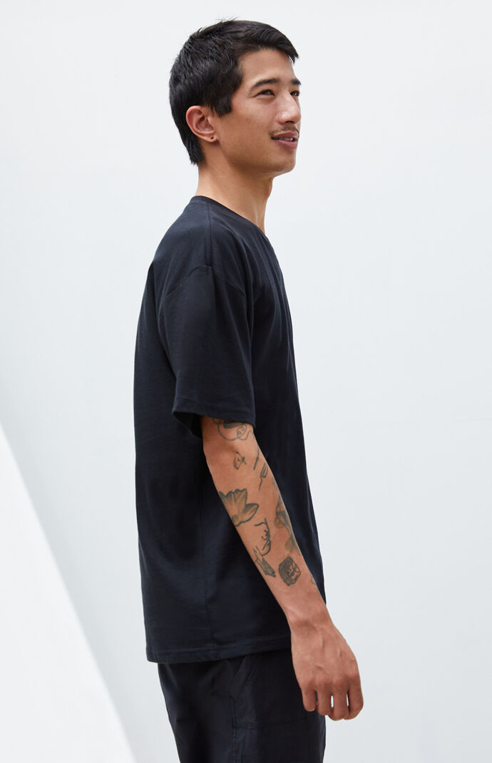 Vic V-Neck T-Shirt