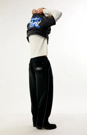 ZigZag Stitch Heritage Baggy Sweatpants image number 1
