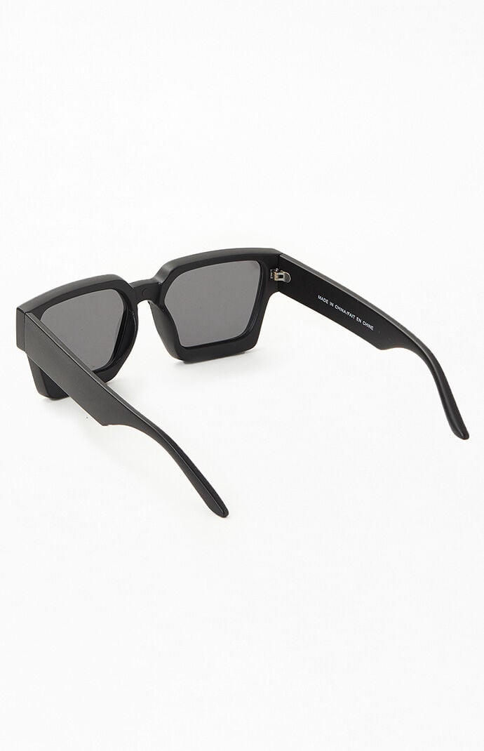 Black square best sale sunglasses