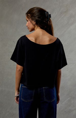 Wisconsin Badgers Off-The-Shoulder Oversized T-Shirt image number 4