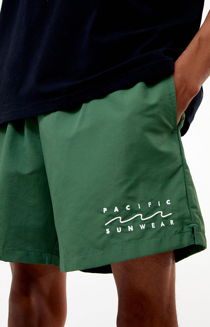 【 なおこ 】Logo Anywhere Zip Shorts Women's Printed Essential Shorts 2.0 – Nathan Sports