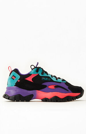 vier keer commando seks Fila Women's Black & Pink Ray Tracer TR 2 Sneakers | PacSun