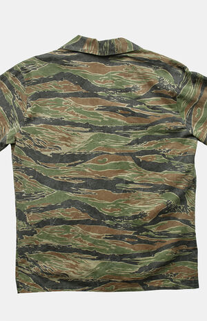 '90s Camo Chore Top image number 2