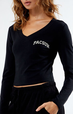 Long Sleeve V-Neck T-Shirt image number 2