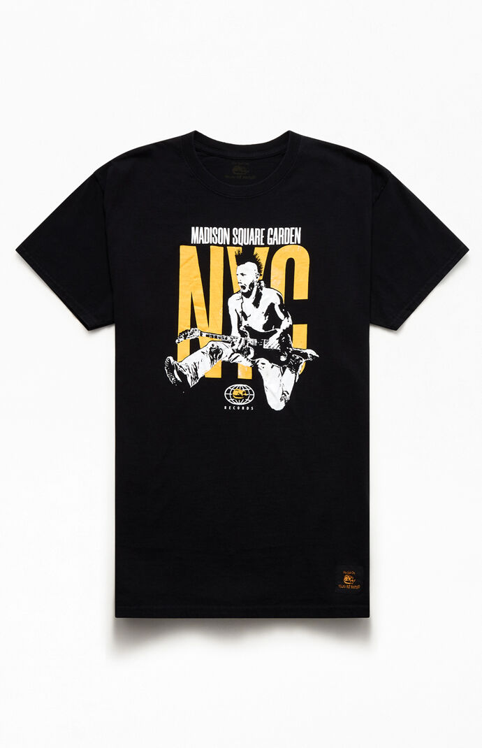 Black Madison Square Garden Guitar Extra-Large T-Shirt