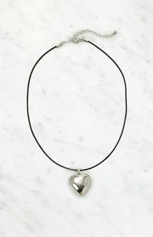Cord Bubble Heart Necklace image number 1