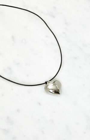 Cord Bubble Heart Necklace image number 2