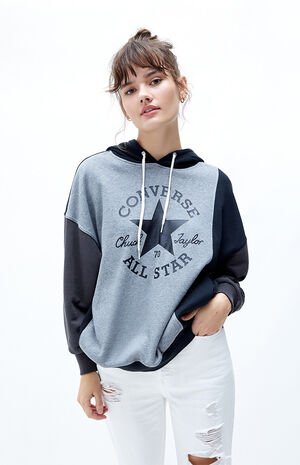 Black Oversized Colorblocked Hoodie image number 1