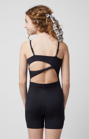PAC WHISPER Active Black Crossback Short Onesie image number 4